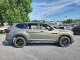 Thumbnail of 2025 Avocado Green Pearl Volkswagen Atlas