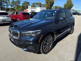 Thumbnail of 2022 Carbon Black Metallic BMW X5