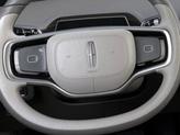 Thumbnail of 2025 White Platinum Metallic Tri-Coat Lincoln Nautilus