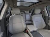 Thumbnail of 2025 White Platinum Metallic Tri-Coat Lincoln Nautilus