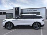 Thumbnail of 2025 White Platinum Metallic Tri-Coat Lincoln Nautilus