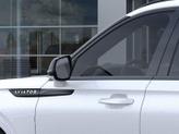 Thumbnail of 2025 Pristine White Metallic Tri-Coat Lincoln Aviator