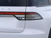 Thumbnail of 2025 Pristine White Metallic Tri-Coat Lincoln Aviator