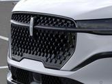 Thumbnail of 2025 Silver Radiance Metallic Clearcoat Lincoln Nautilus