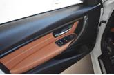 Thumbnail of 2015 Mineral White Metallic BMW 335