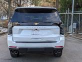 Thumbnail of 2025 Iridescent Pearl Tricoat Chevrolet Suburban