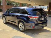 Thumbnail of 2015 Nautical Blue Metallic Toyota Highlander