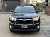 Thumbnail of 2015 Nautical Blue Metallic Toyota Highlander