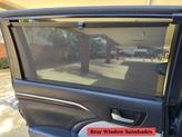 Thumbnail of 2015 Nautical Blue Metallic Toyota Highlander