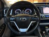Thumbnail of 2015 Nautical Blue Metallic Toyota Highlander