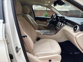 Thumbnail of 2022 Polar White Mercedes-Benz GLC 300