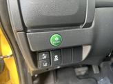 Thumbnail of 2018 Helios Yellow Pearl Honda Fit