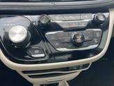 Thumbnail of 2019 Bright White Clearcoat Chrysler Pacifica