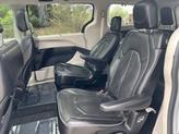 Thumbnail of 2019 Bright White Clearcoat Chrysler Pacifica