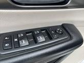 Thumbnail of 2019 Bright White Clearcoat Chrysler Pacifica