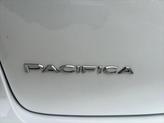 Thumbnail of 2019 Bright White Clearcoat Chrysler Pacifica