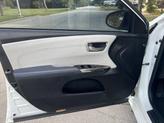 Thumbnail of 2014 Blizzard Pearl Toyota Avalon