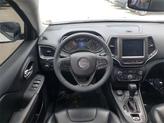 Thumbnail of 2022 Bright White Clearcoat Jeep Cherokee