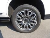 Thumbnail of 2023 White Frost Tricoat GMC Yukon