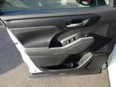 Thumbnail of 2022 Wind Chill Pearl Toyota Highlander