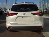 Thumbnail of 2022 Wind Chill Pearl Toyota Highlander