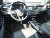 Thumbnail of 2018 Snow White Pearl Kia Sorento
