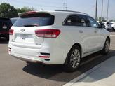 Thumbnail of 2018 Snow White Pearl Kia Sorento