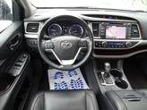 Thumbnail of 2019 Celestial Silver Metallic Toyota Highlander