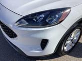 Thumbnail of 2020 Oxford White Ford Escape