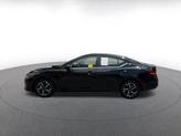Thumbnail of 2024 Super Black Nissan Sentra