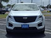 Thumbnail of 2020 Crystal White Tricoat Cadillac XT5
