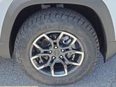 Thumbnail of 2026 Polar White Tricoat Chevrolet Equinox