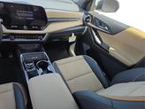 Thumbnail of 2026 Polar White Tricoat Chevrolet Equinox