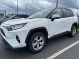 Photo of 2019 Super White Toyota RAV4