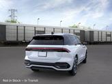 Thumbnail of 2025 White Platinum Tri-Coat Metallic Lincoln Nautilus