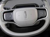 Thumbnail of 2025 White Platinum Tri-Coat Metallic Lincoln Nautilus