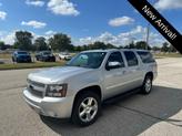 Thumbnail of 2013 Silver Ice Metallic Chevrolet Suburban