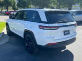 Thumbnail of 2023 Bright White Clearcoat Jeep Grand Cherokee