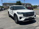 Thumbnail of 2025 Star White Metallic Tri-Coat Ford Explorer