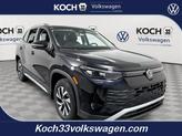 Photo of 2025 Deep Black Pearl Effect Volkswagen Tiguan