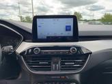 Thumbnail of 2022 Oxford White Ford Escape