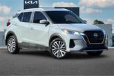 Thumbnail of 2022 Boulder Gray Pearl Nissan Kicks