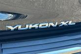 Thumbnail of 2018 Onyx Black GMC Yukon XL
