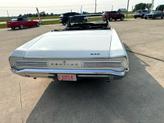 Thumbnail of 1966 White Pontiac GTO