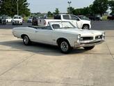 Thumbnail of 1966 White Pontiac GTO
