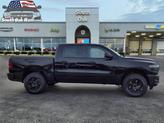 Thumbnail of 2025 Diamond Black Crystal Pearlcoat RAM 1500