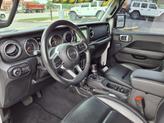 Thumbnail of 2018 Bright White Clearcoat Jeep Wrangler Unlimited
