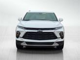 Thumbnail of 2025 Summit White Chevrolet Blazer