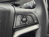 Thumbnail of 2022 Iridescent Pearl Tricoat Chevrolet Trax