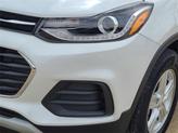 Thumbnail of 2022 Iridescent Pearl Tricoat Chevrolet Trax